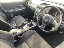 Load image into Gallery viewer, *Sold* 1999 Toyota Altezza RS200 Z-Edition

