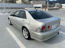 Load image into Gallery viewer, *Sold* 1999 Toyota Altezza RS200 Z-Edition
