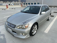 Load image into Gallery viewer, *Sold* 1999 Toyota Altezza RS200 Z-Edition
