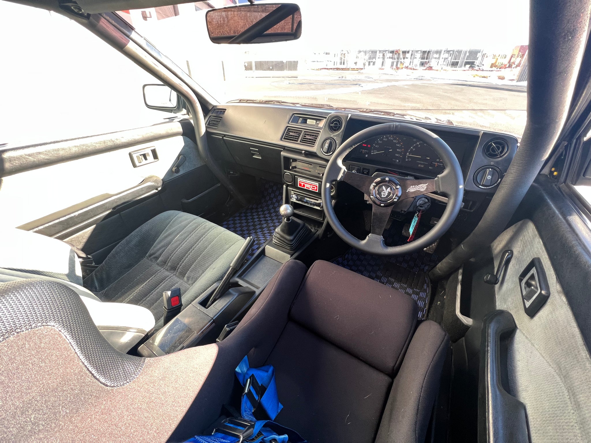Sold* 1983 Toyota Corolla Levin GT APEX AE86 – Shifterco